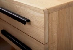 Nachttisch Balance Curve Mit Schwarzen Metallgriffen -Bettwäsche Verkauf balance tender sfeer nk 026 2