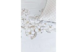 Rivièra Maison Plumeria Bettwäsche Weiß 13 Rivièra Maison Plumeria Bettwäsche Weiß -Bettwäsche Verkauf beddinghouse ss 2021 0007 221129 40