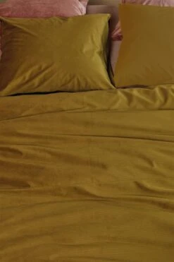 At Home By Beddinghouse Cosy Corduroy Bettwäsche Ocker 11 At Home By Beddinghouse Cosy Corduroy Bettwäsche Ocker -Bettwäsche Verkauf cosy corduroy ochre 40 detail large