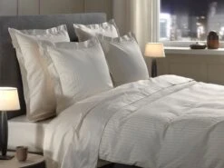 Heckett & Lane Banda Bettwäsche Beige -Bettwäsche Verkauf heckett lane dekbedovertrek katoen satijn banda off white sfeer 2 kopie