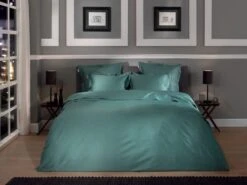 Heckett & Lane Punto Bettwäsche Mineral Grün -Bettwäsche Verkauf heckett lane dekbedovertrek katoen satijn punto mineral green sfeer 1