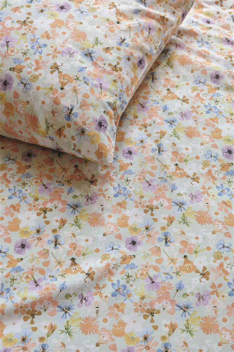 Ariadne At Home Lots Of Flowers Bettwäsche Multi 6 Ariadne At Home Lots Of Flowers Bettwäsche Multi – Bild 4